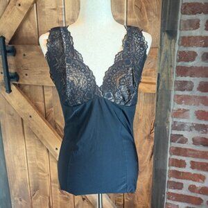 Warner’s 1X Firm Control Shaper Cami Black Gold Lace V-Neck Tank Top